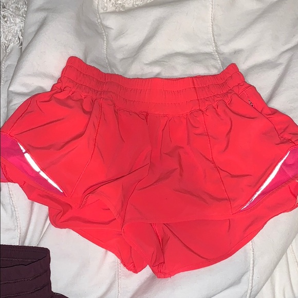 Lululemon shorts - Picture 6 of 7